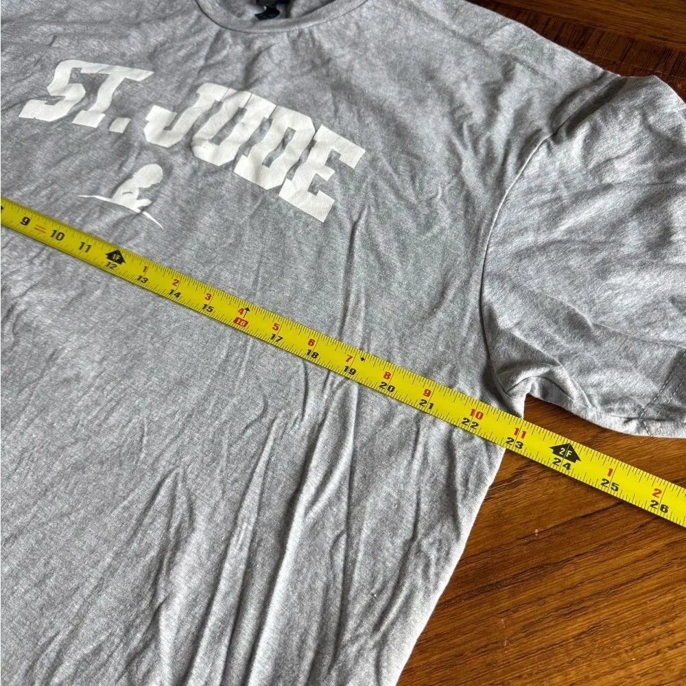 Gildan Gray St. Jude Men's Short Sleeve Tee